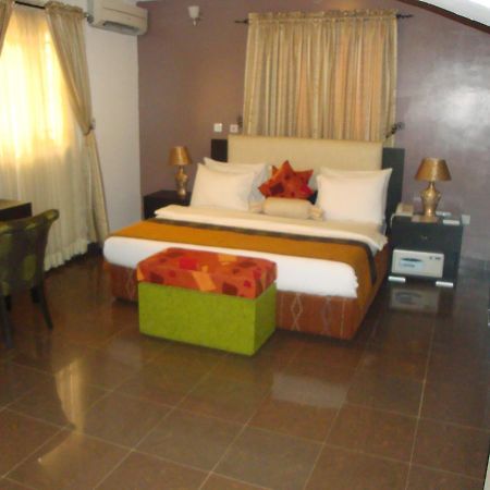 Suru Express Hotel Gra Lagos Kültér fotó