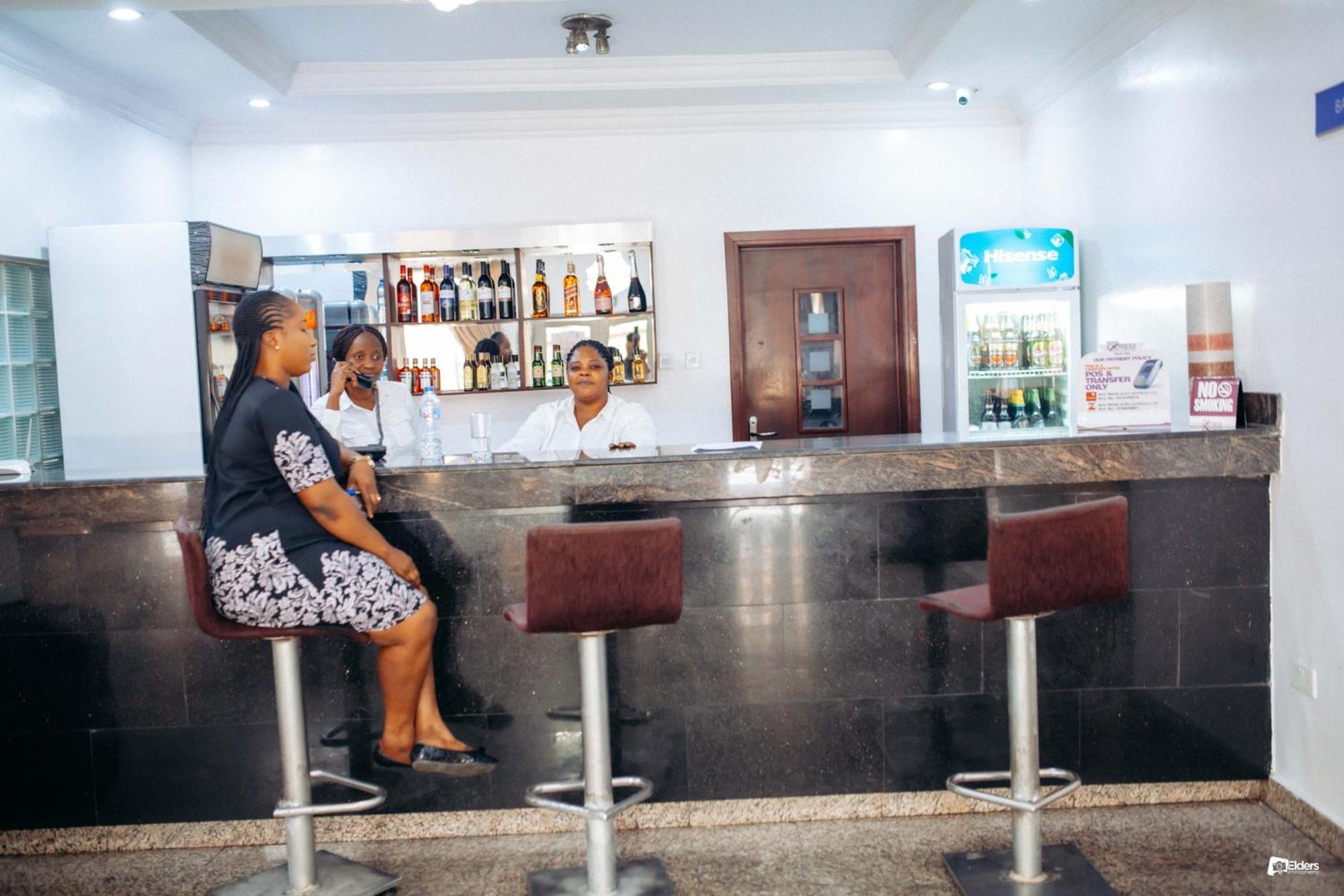 Suru Express Hotel Gra Lagos Kültér fotó