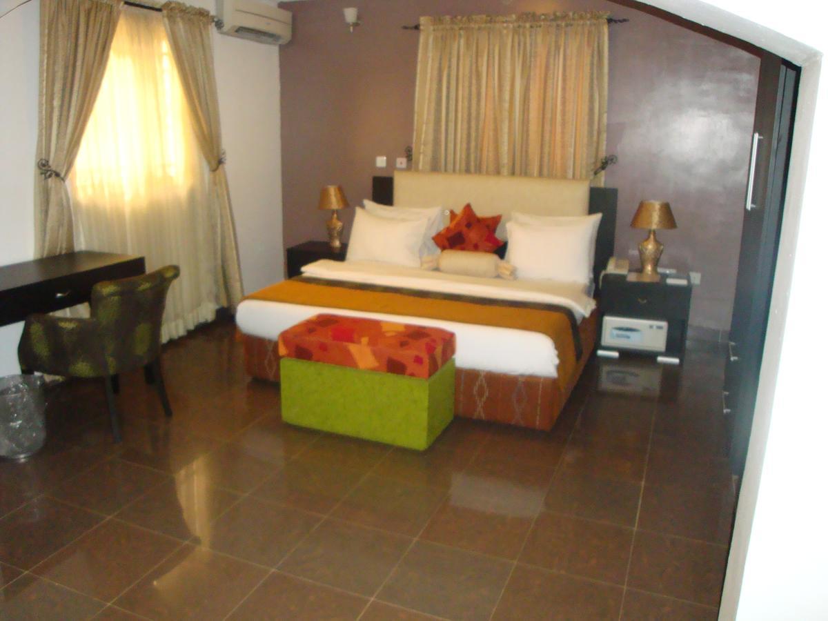 Suru Express Hotel Gra Lagos Kültér fotó